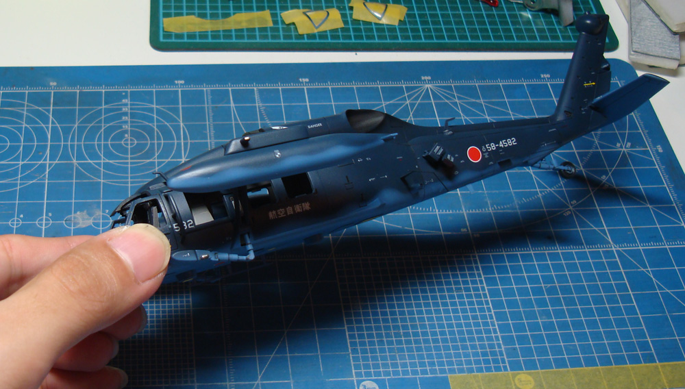 ハセガワ 1/72 航空自衛隊 UH-60J(SP) （製作記その2・追加工作、そして塗装へ･･･） | プラモデル製作ブログ from NS製作所